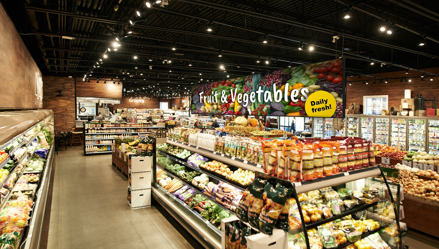 PHI-LEDwall-7000_supermarket-vegetables